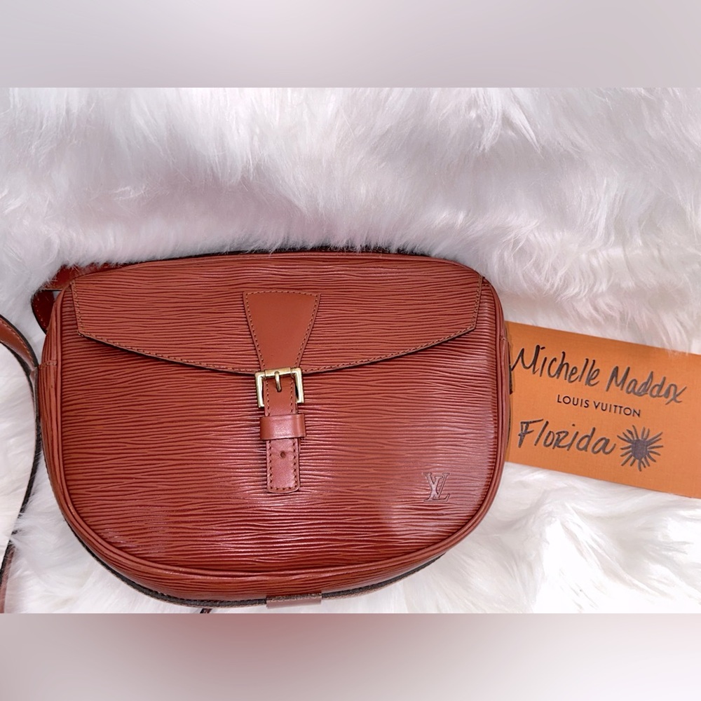 Jeune Fille Epi Leather MM